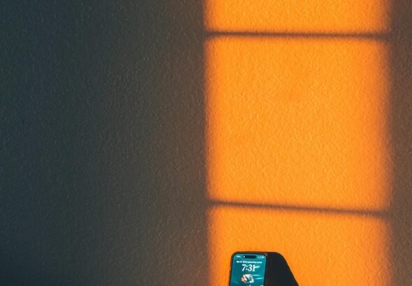 smartphone, screen, room, wall, nature, sunset, aesthetic, home